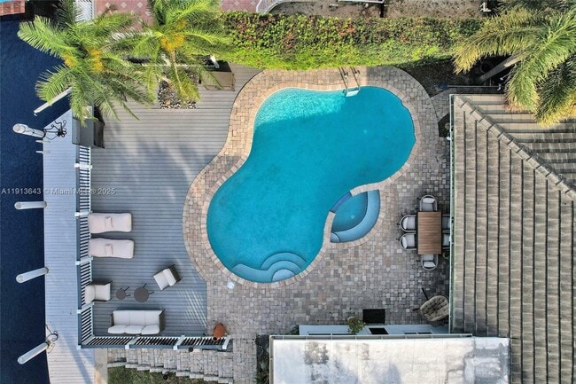 Foto del edificio - 2661 NE 22nd Ct