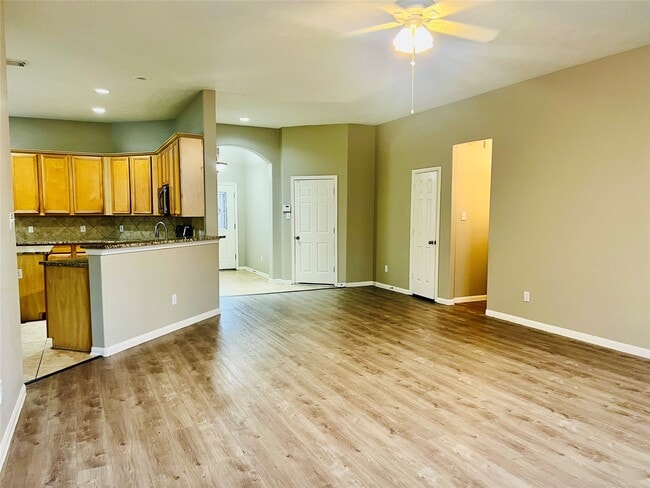 Foto del edificio - 18215 Linden Forest Ln