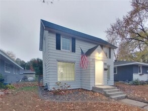 Building Photo - 3910 Scott Ave N Building Photo - 3910 Scott Ave N