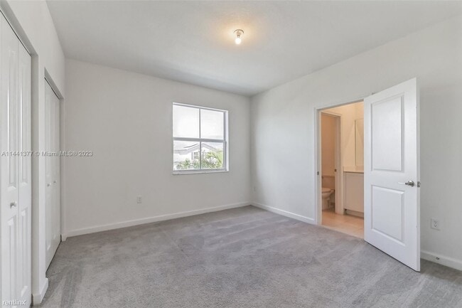 Building Photo - 3 br, 2.5 bath House - 1415 SE 26th Ave