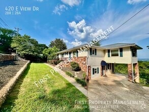 Building Photo - 420 E View Dr
