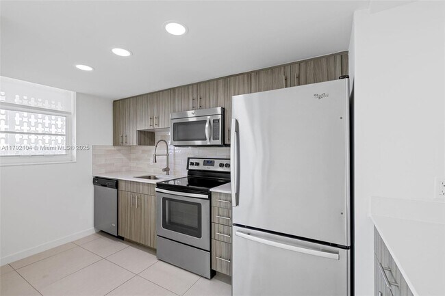 Foto del edificio - 910 West Ave