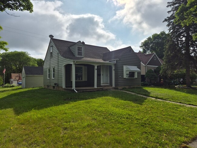 Building Photo - 2038 Copeman Blvd