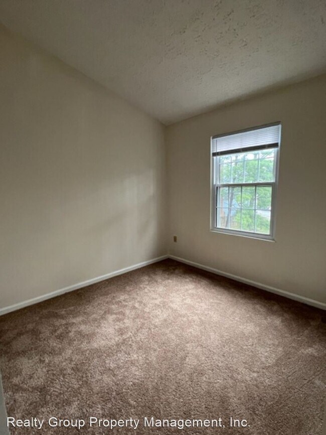 Building Photo - 3 br, 2.5 bath House - 101 LEAFCUP RD