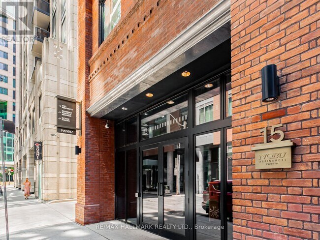 Photo du bâtiment - 15-415 Mercer St