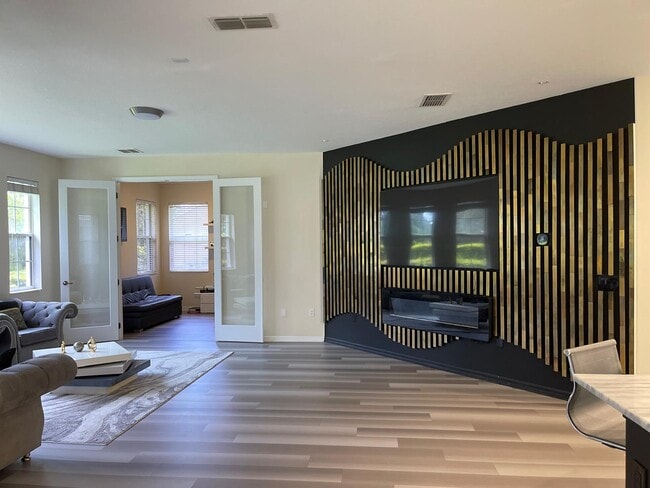 Foto del edificio - 9238 Kensington Row Ct