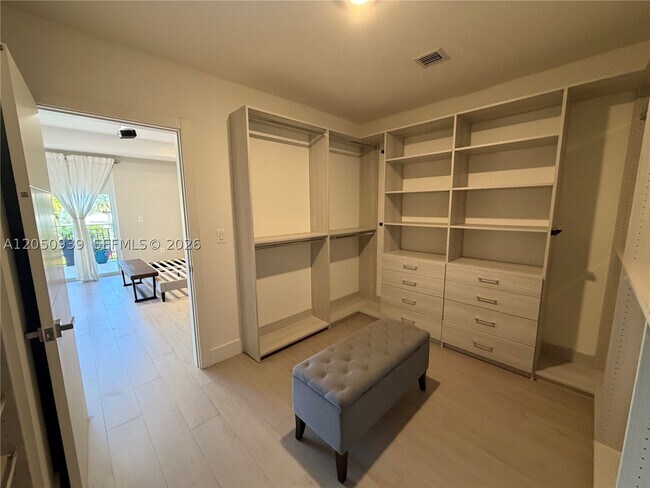 Foto del edificio - 2149 SW 30th Ct