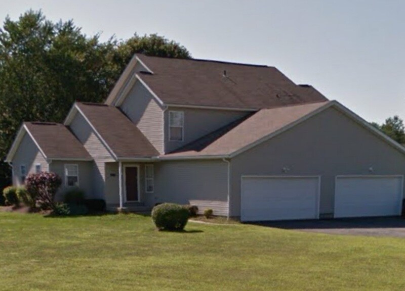 Primary Photo - 2045 Rolling Meadows Ln