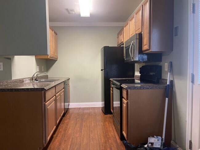 Foto del edificio - 9040 Fountain Brook Ln