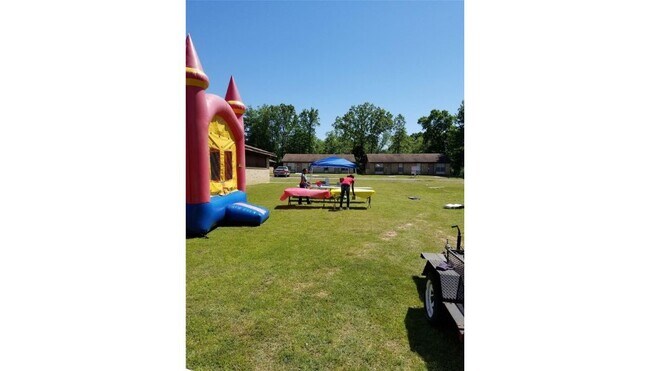 Foto del edificio - 1300 Courtland Rd