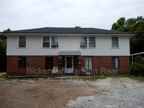 Building Photo - 2931 Howard Ave