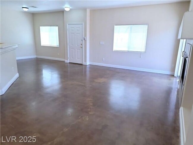 Foto del edificio - COMING SOON - Ready no later than the end of December!