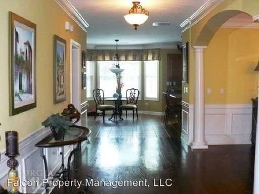 Foto del edificio - 810 Richmond Cir