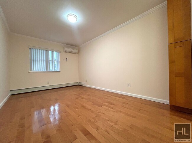 Foto del edificio - 70 STREET