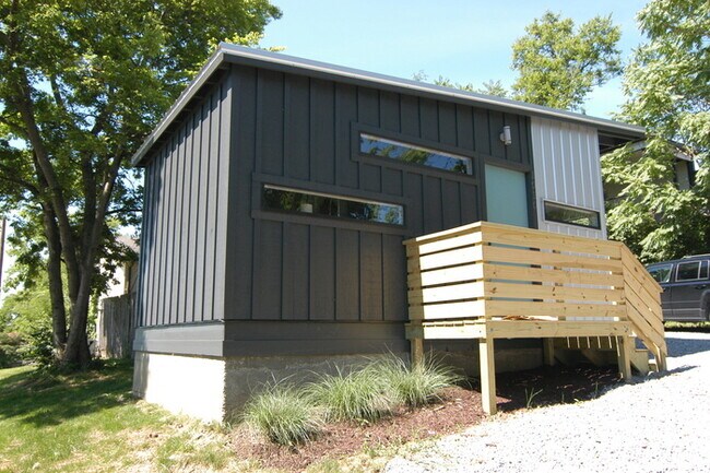 Foto del edificio - Join the Tiny House Revolution! In the Hea...