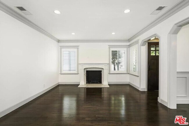 Foto del edificio - 1517 N Myers St