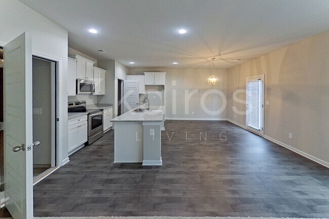 Foto del edificio - 175 Red Birch Ln