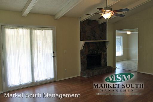 Building Photo - 10602 Sugarbush Rd