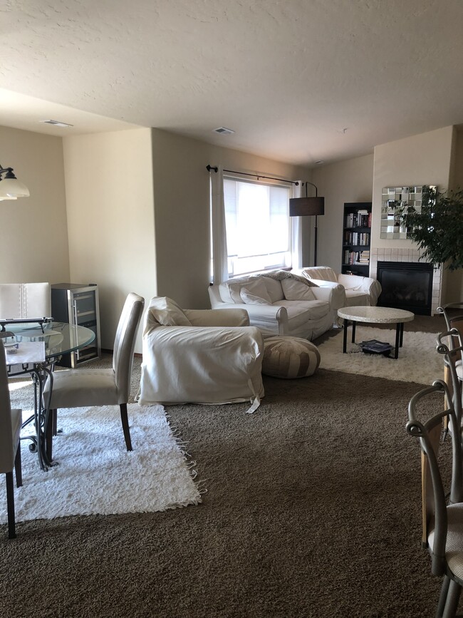 755-icefall-dr-unit-202-hayden-id-83835-condo-for-rent-in-hayden