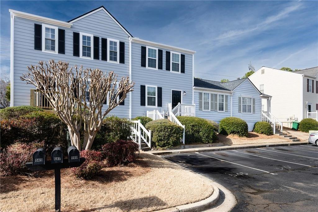 Foto principal - 547 Harbor Lake Ct