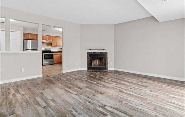 Foto del edificio - 6834 76th Ave N
