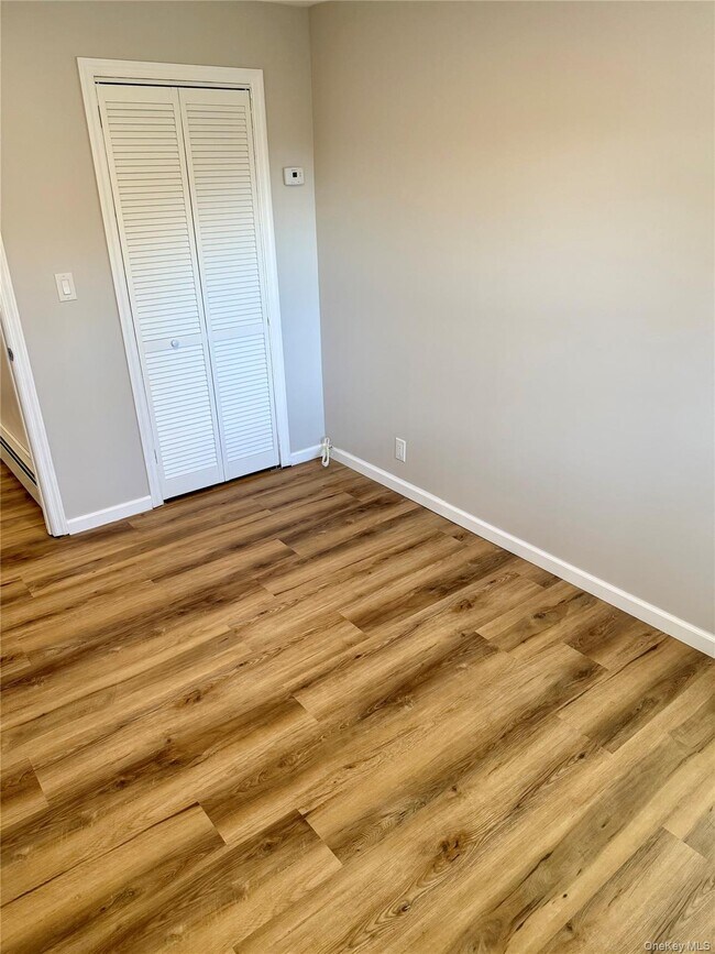 Foto del edificio - 28 B Knapp Rd