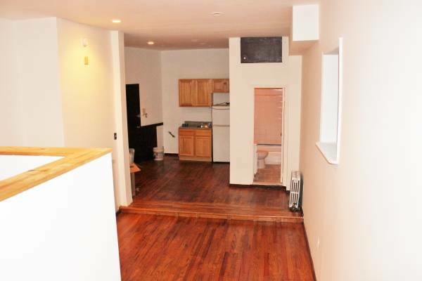Building Photo - 26 Throop Ave