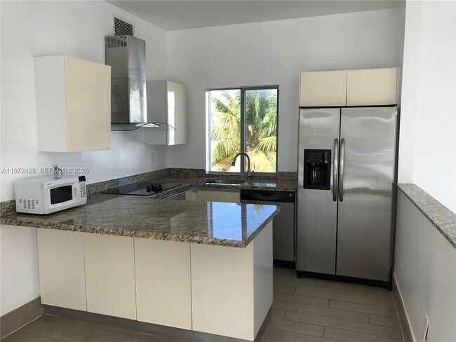 Foto del edificio - 1600 Euclid Ave