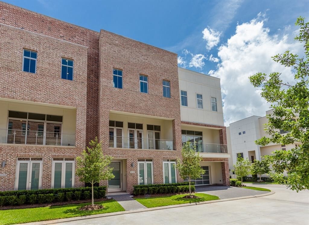 1432 Lake Pointe Pkwy, Sugar Land, TX 77478 Condo for Rent in Sugar