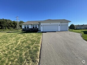 Building Photo - 2280 James Kelly Ln