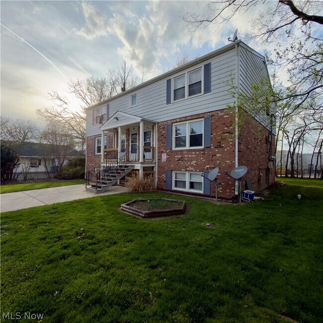 Foto del edificio - 4780 Pin Oak Dr