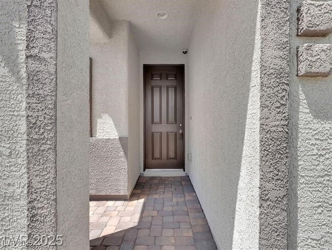Building Photo - 1063 St