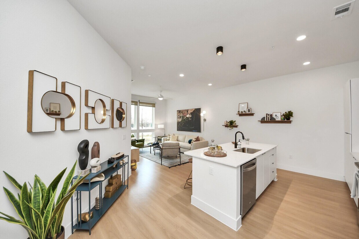 Foto principal - 2810 Riverby Rd
