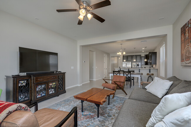 Foto del edificio - 10630 E Corbin Ave