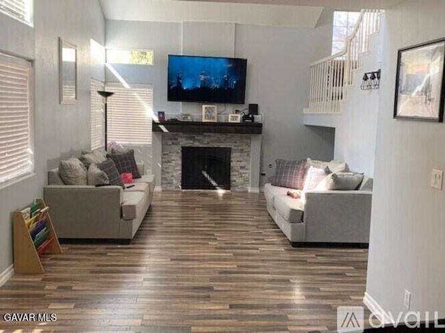 Foto del edificio - 3516 Emerald Ct