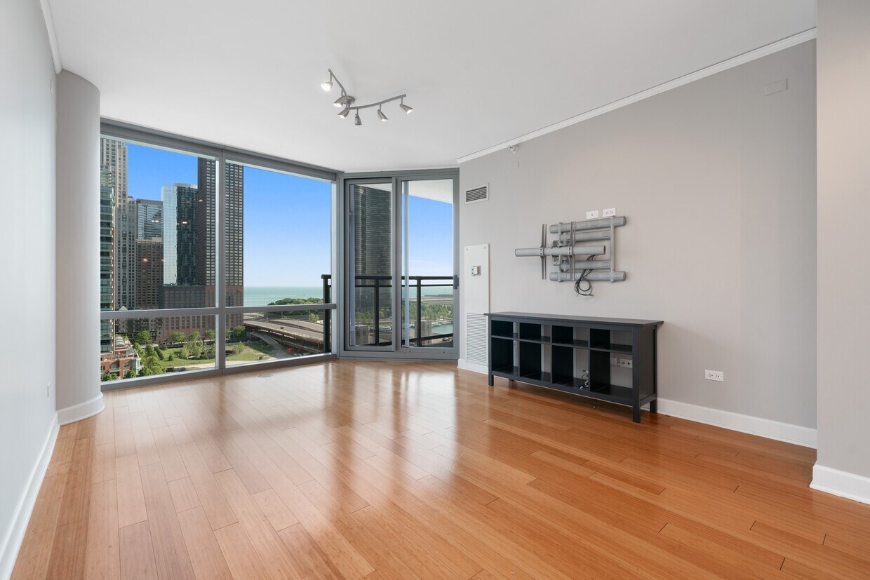 450 E Waterside Dr Unit 1011, Chicago, IL 60601 - Condo for Rent in ...