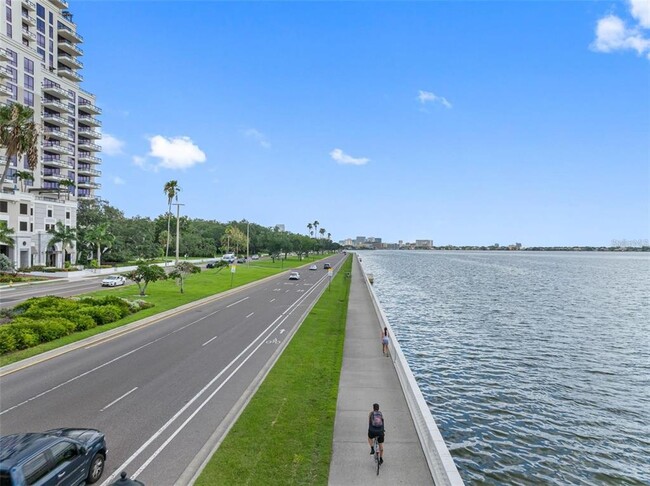 Foto del edificio - 2109 Bayshore Blvd