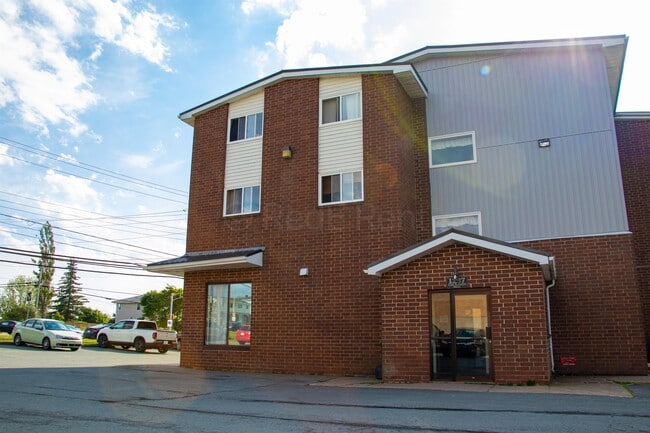 Building Photo - 1237 Cole Harbour Rd