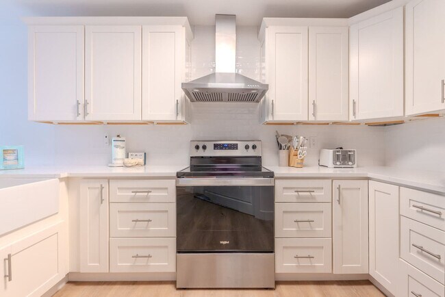 Foto del edificio - 10 Lemoyne Ave