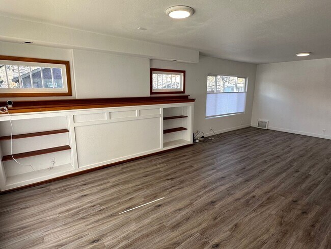 Foto del edificio - Historic Downtown Bend 2 Bed/1.5 Bath - De...