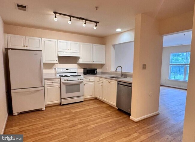 Foto del edificio - 18905 Lark Song Terrace