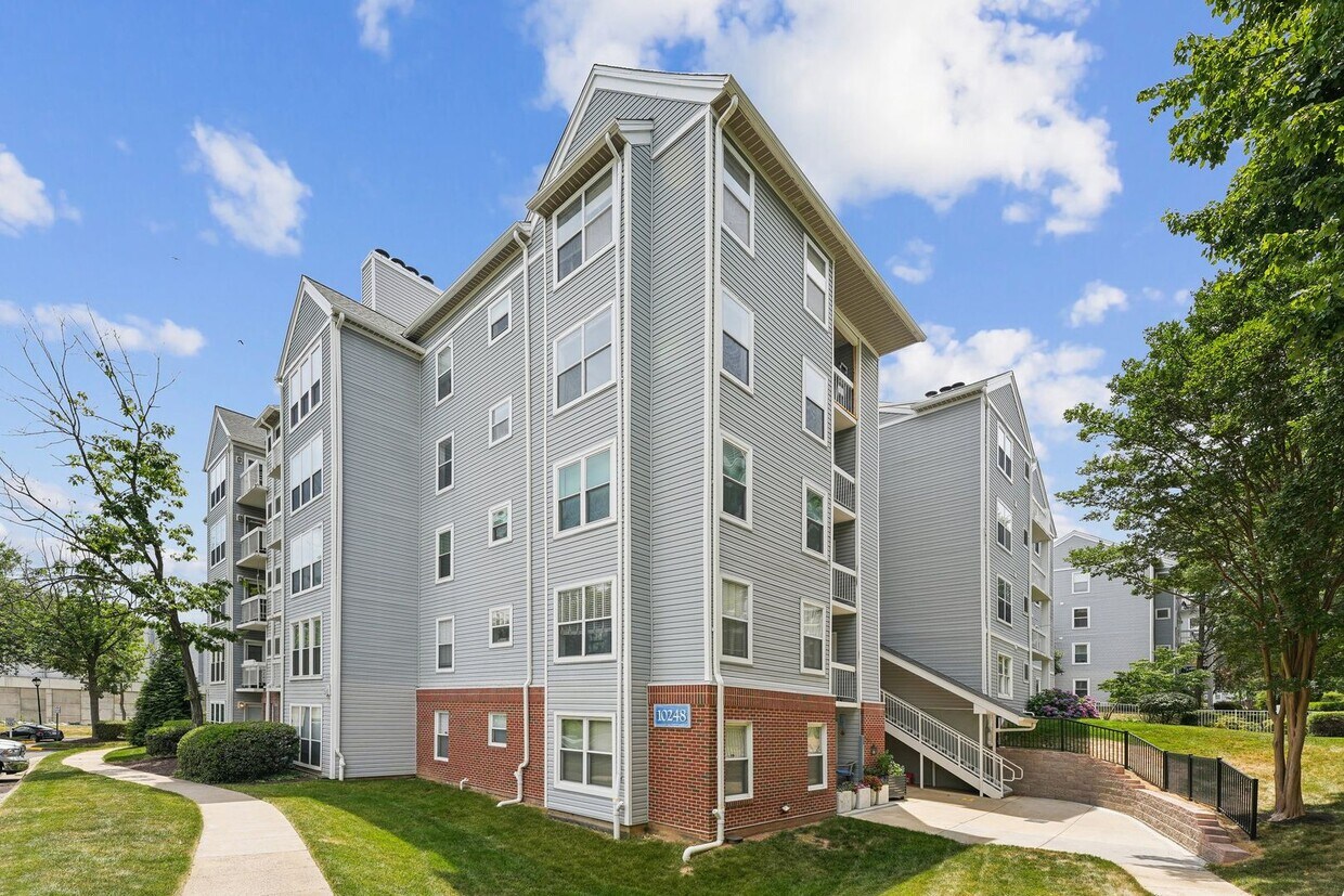 Primary Photo - Beautiful 2-bedroom condo!