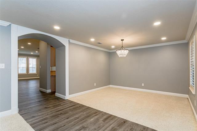Building Photo - 5804 Meadows Way
