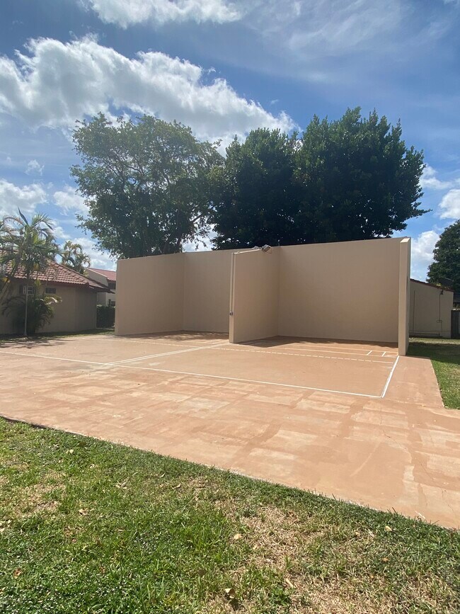 Foto del edificio - 8947 SW 149th Pl