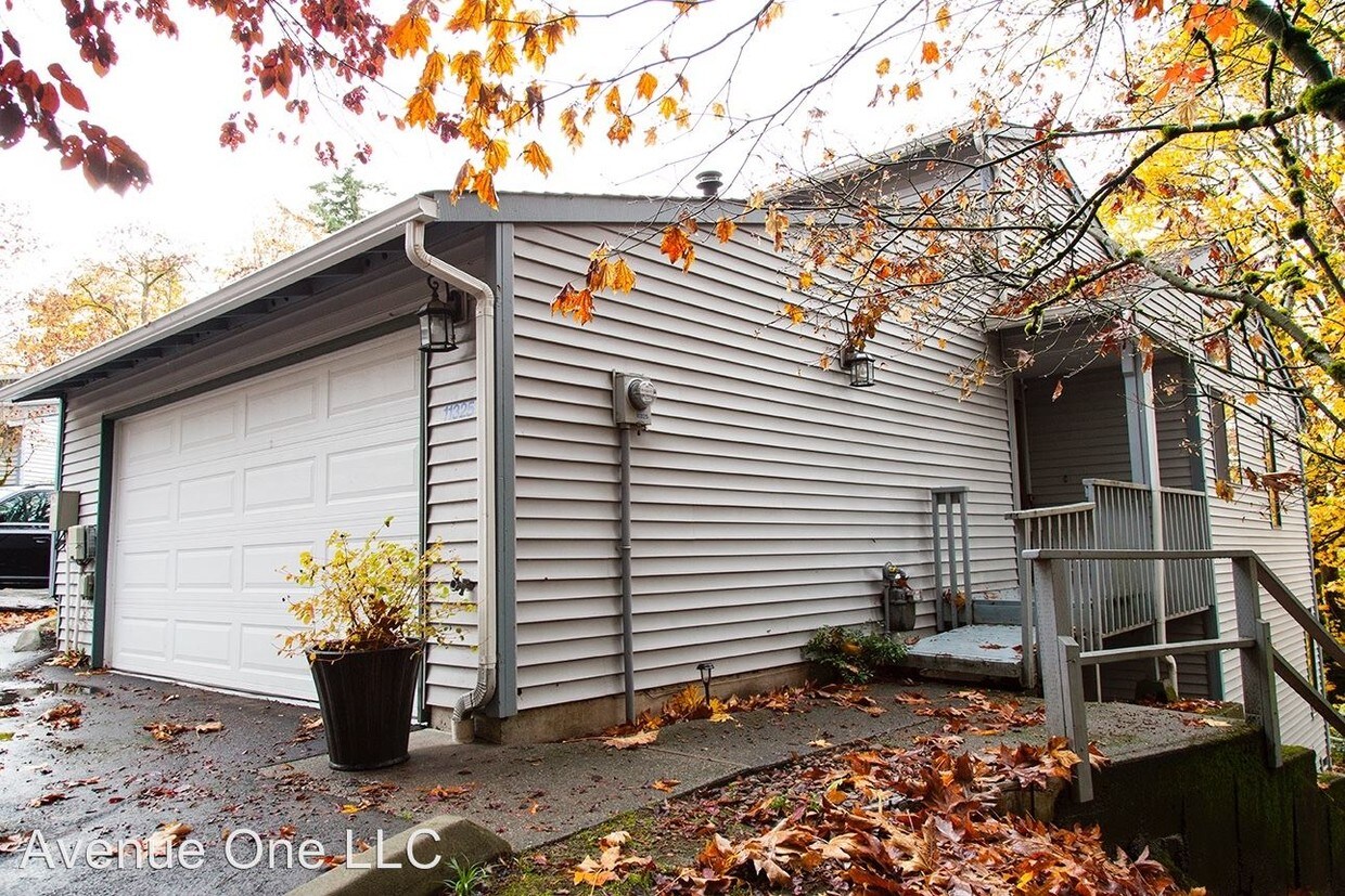 11325 101st Pl NE, Kirkland, WA 98033 House Rental in Kirkland, WA