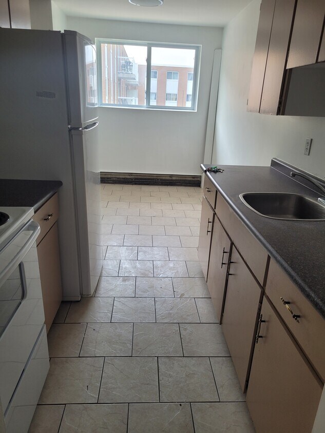 Photo principale - 344 Regina St N