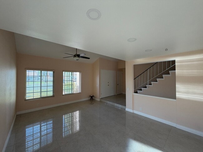 Photo - 8552 Doremere Dr (Huntington Beach, CA) House