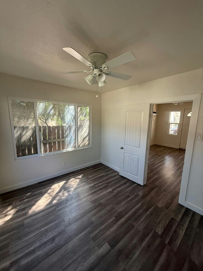 Foto del edificio - 3420 Lemon St