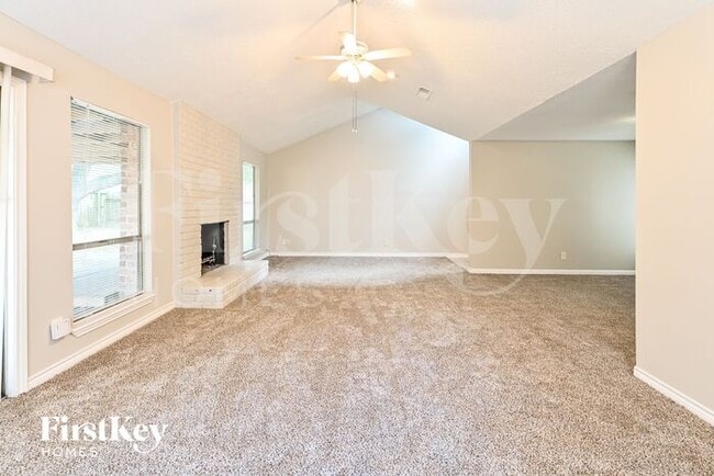 Building Photo - 23522 Earlmist Dr
