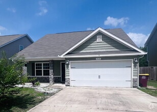 Building Photo - 426 Eisenhower Dr